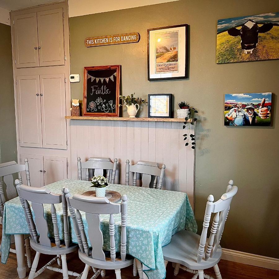 Wild Atlantic Stay Cottage Galway Exterior foto
